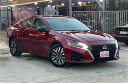 نيسان ألتيما